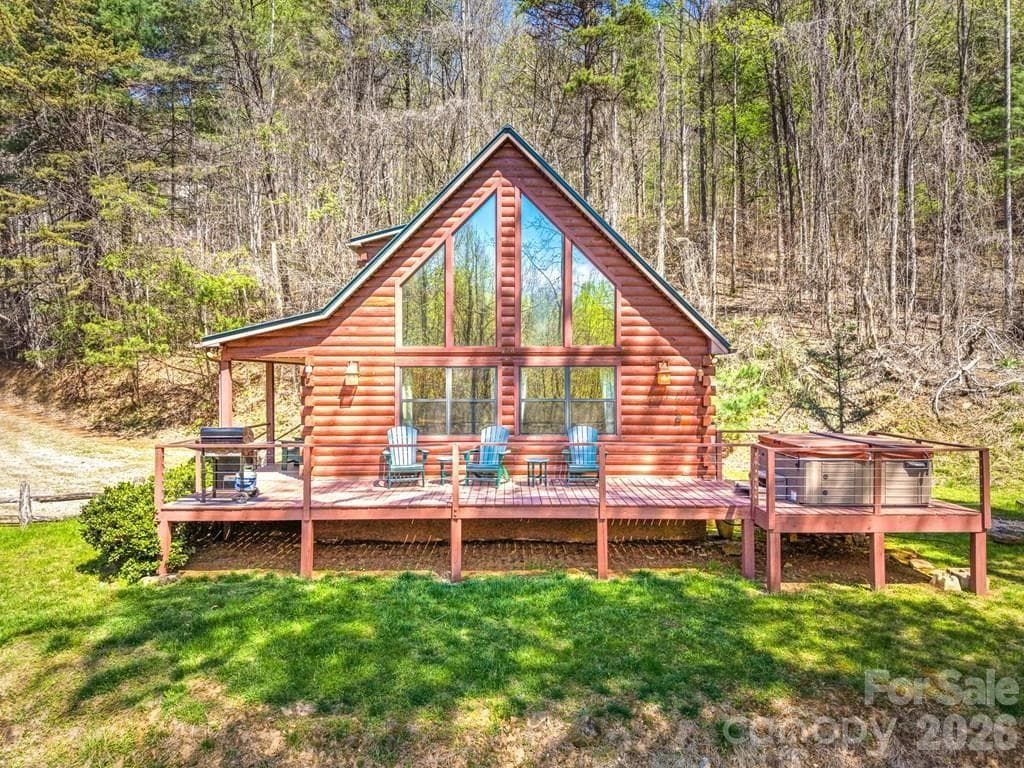 Single Family Residence at 210 Chickadee Drive, Bryson City, photo 3 of 31