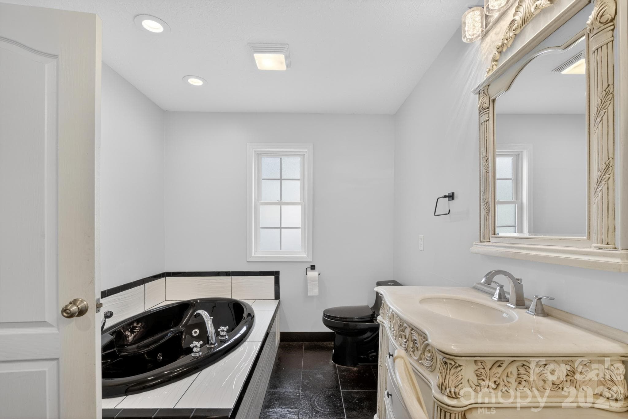Single Family Residence at 1590 Mayfair Drive, Conover, photo 18 of 42