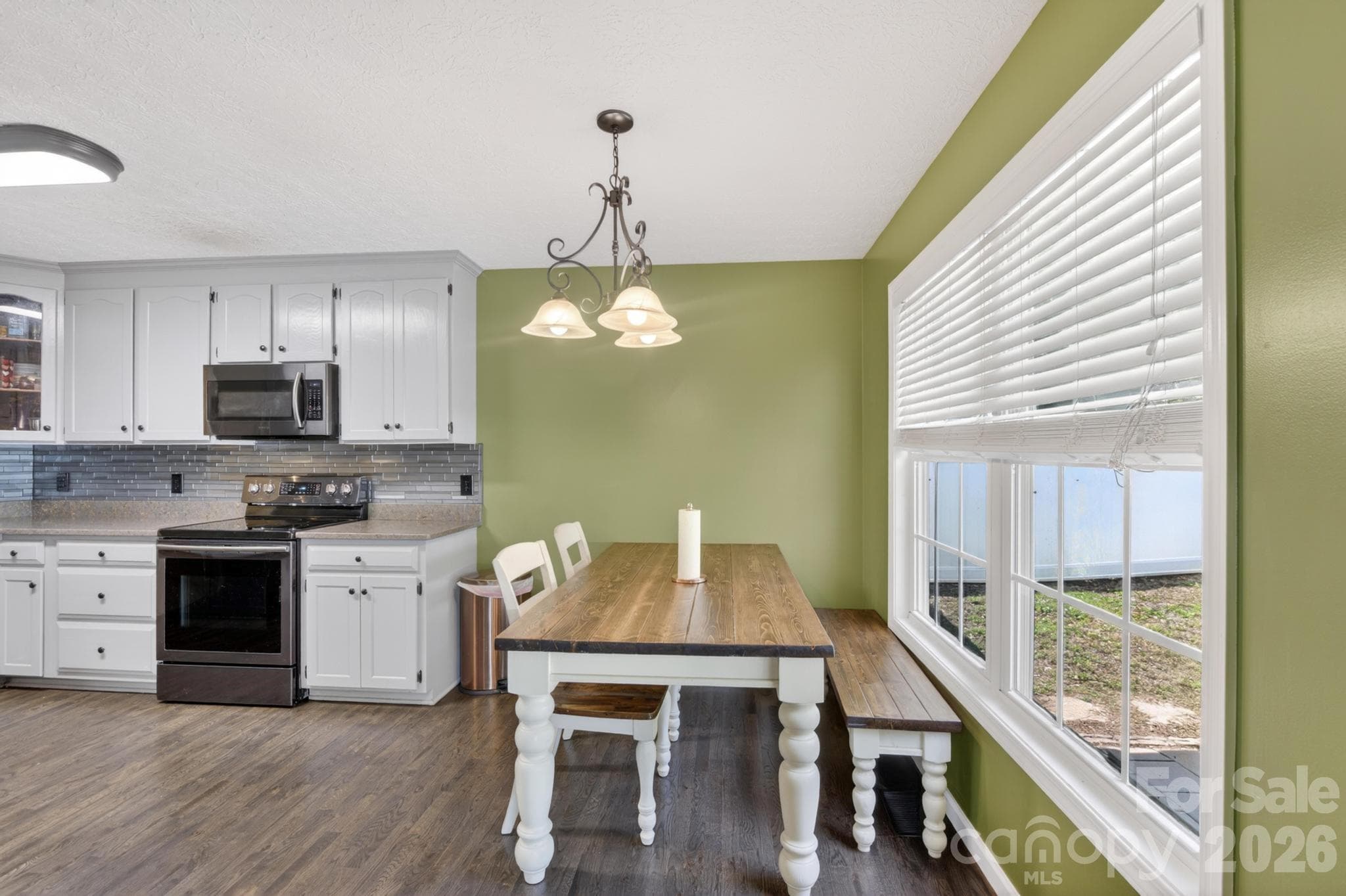 Single Family Residence at 1590 Mayfair Drive, Conover, photo 26 of 42