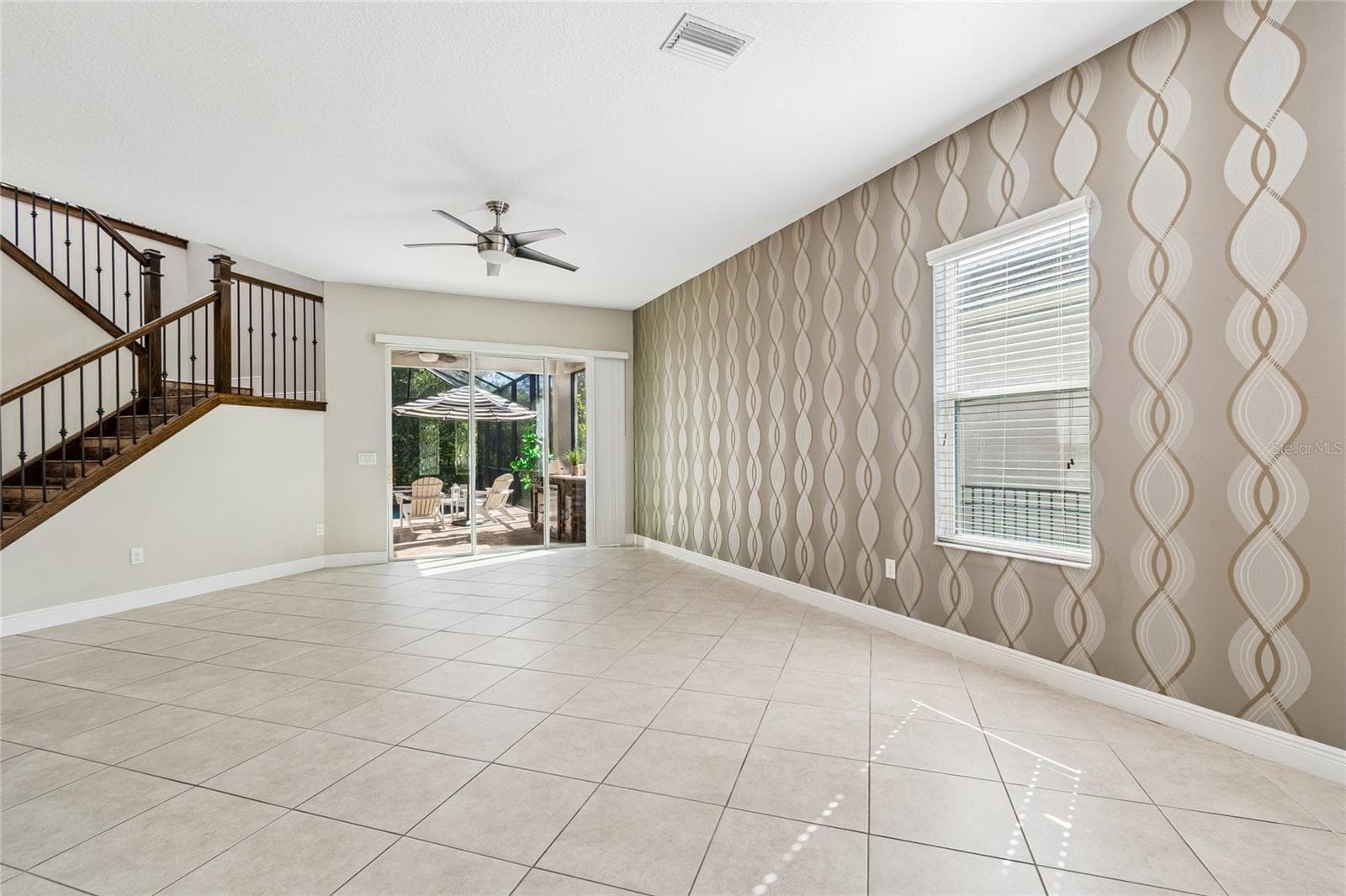 Formal Living room - 30229 SOUTHERNWOOD CT, WESLEY CHAPEL