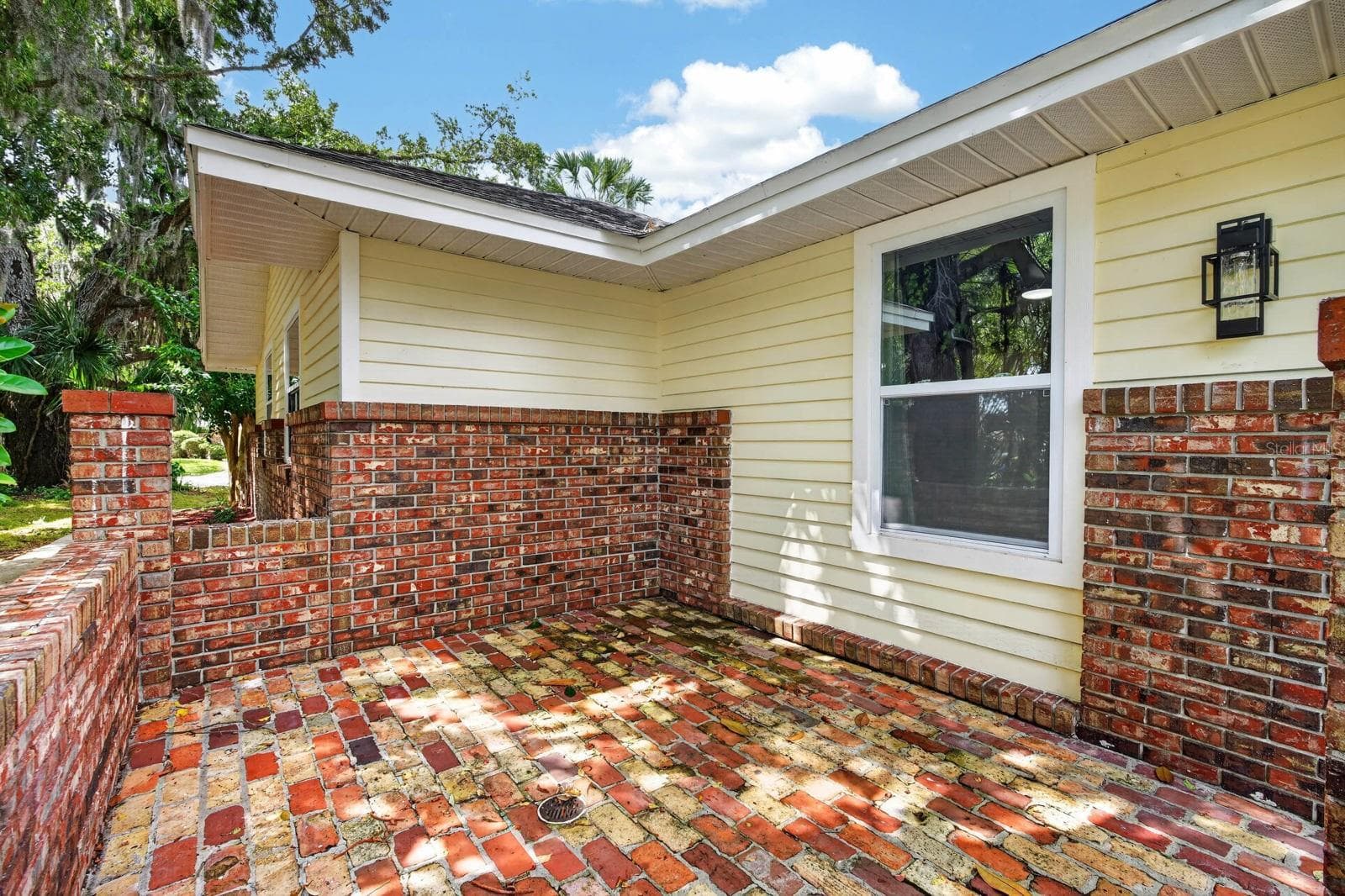 Porch 2 - 1510 N BEACH ST, ORMOND BEACH