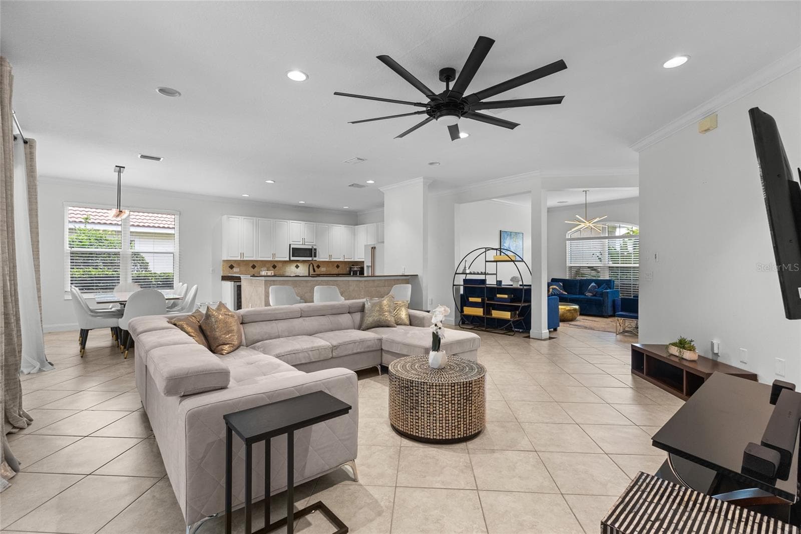 Single Family Residence at 7627 DESERT INN WAY, LAKEWOOD RANCH, photo 10 of 66