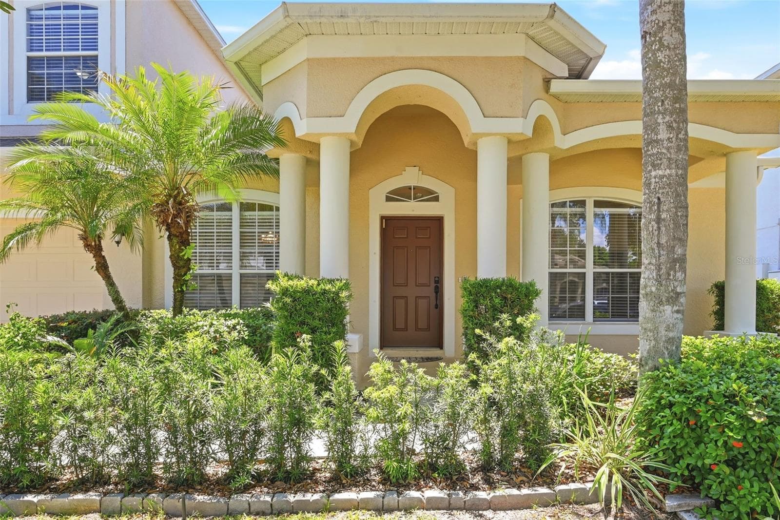 Single Family Residence at 14620 CABLESHIRE WAY, ORLANDO, photo 5 of 55