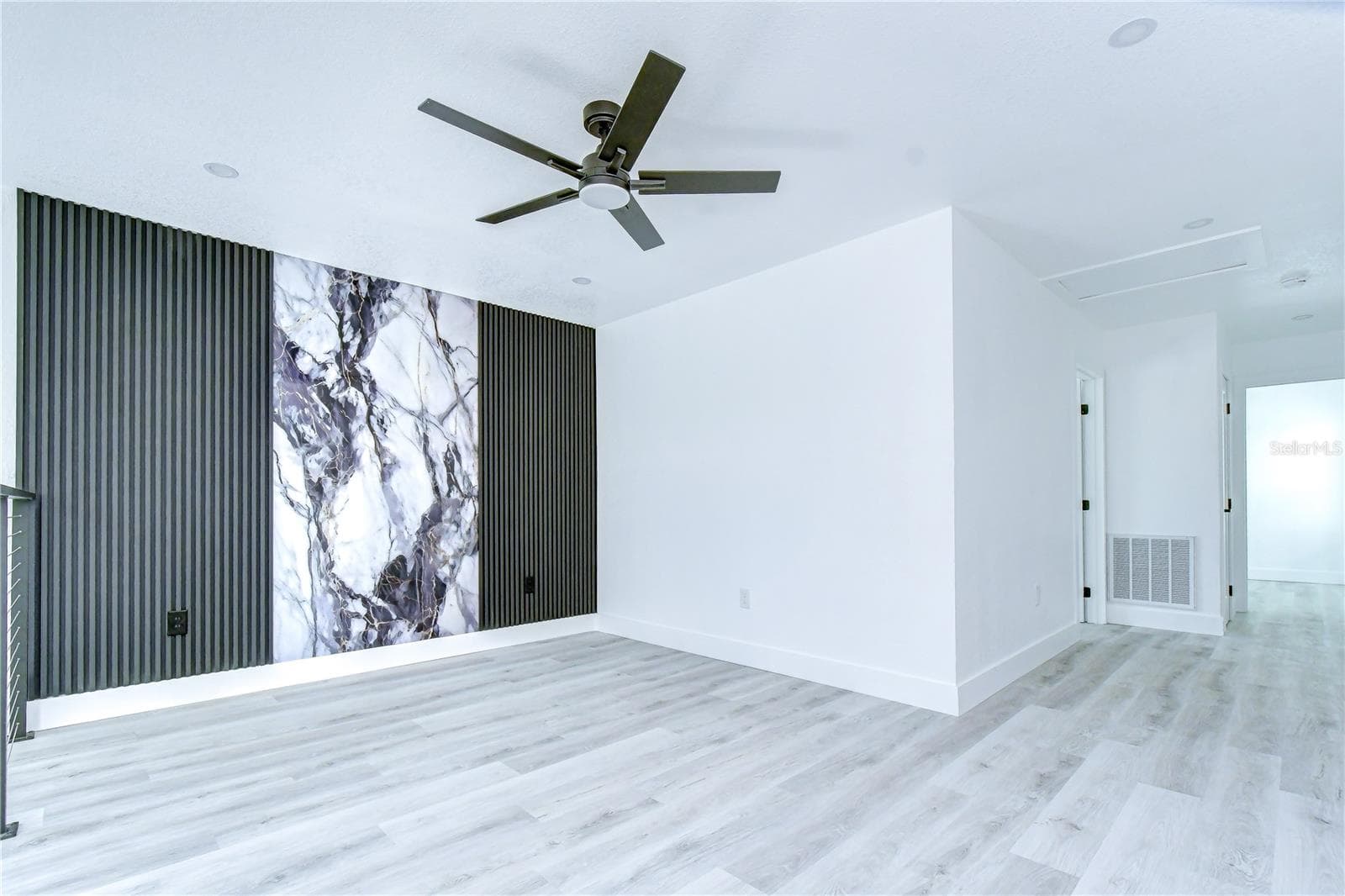 Single Family Residence at 222 8TH AVENUE DR W, BRADENTON, photo 19 of 33