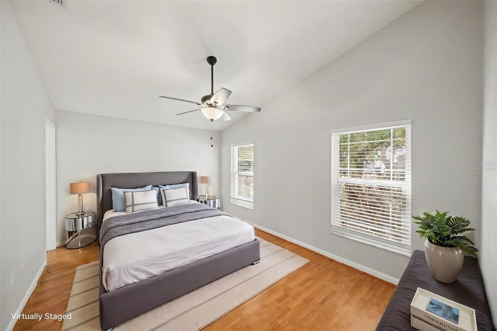 Virtually Staged - 2424 CAMDEN OAKS PL, VALRICO