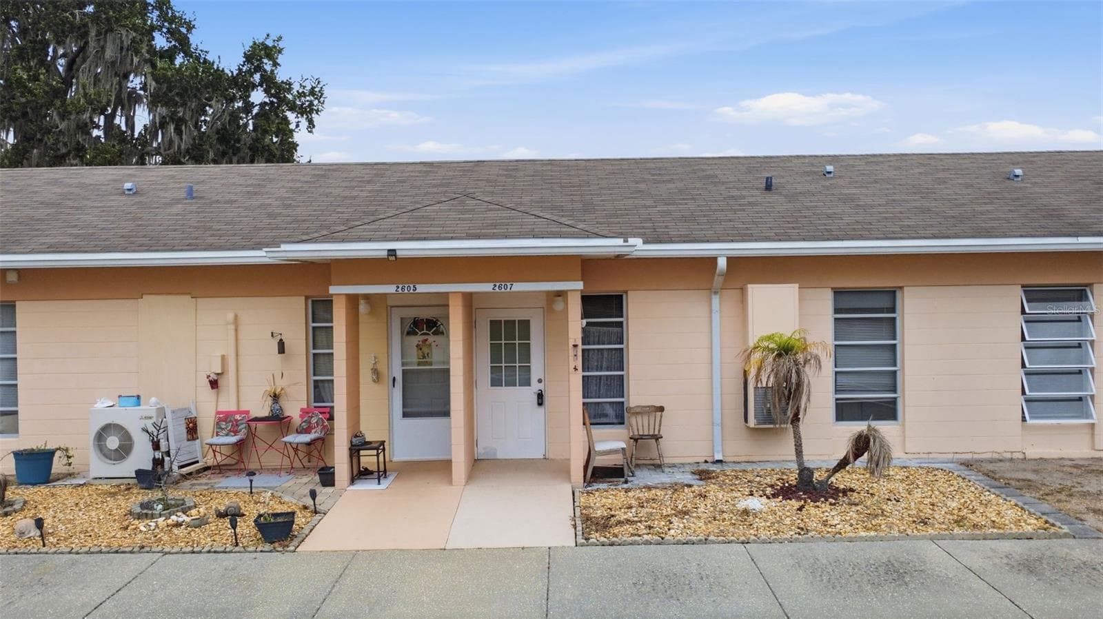 2607 CLUB CIR #2607