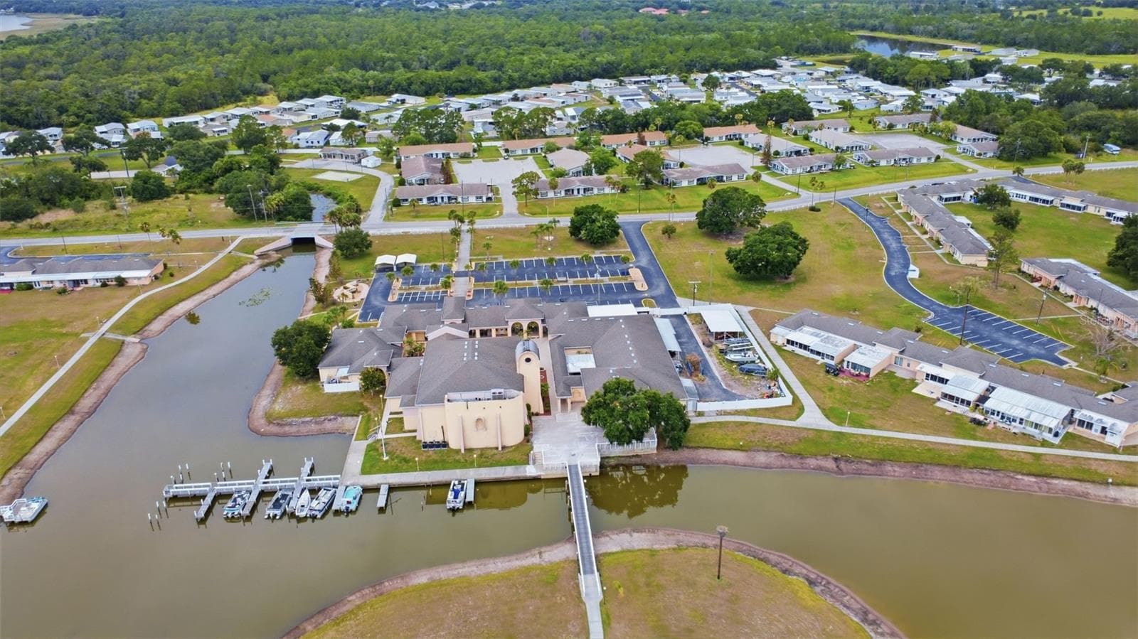 Condominium at 2607 CLUB CIR #2607, LAKE WALES, photo 31 of 40