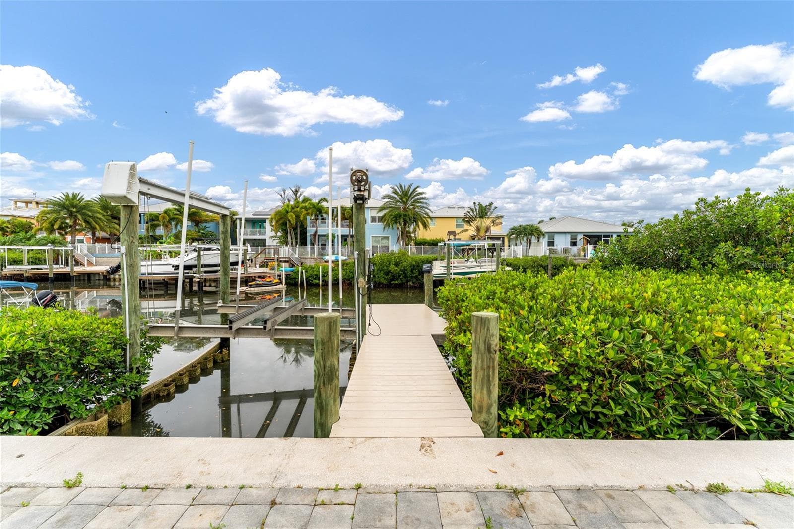 Single Family Residence at 6412 KEY ISLAND AVE, APOLLO BEACH, photo 3 of 91