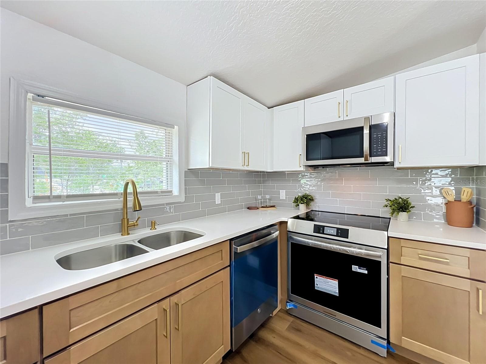 Single Family Residence at 3828 WHITE HERON DR, ORLANDO, photo 17 of 63