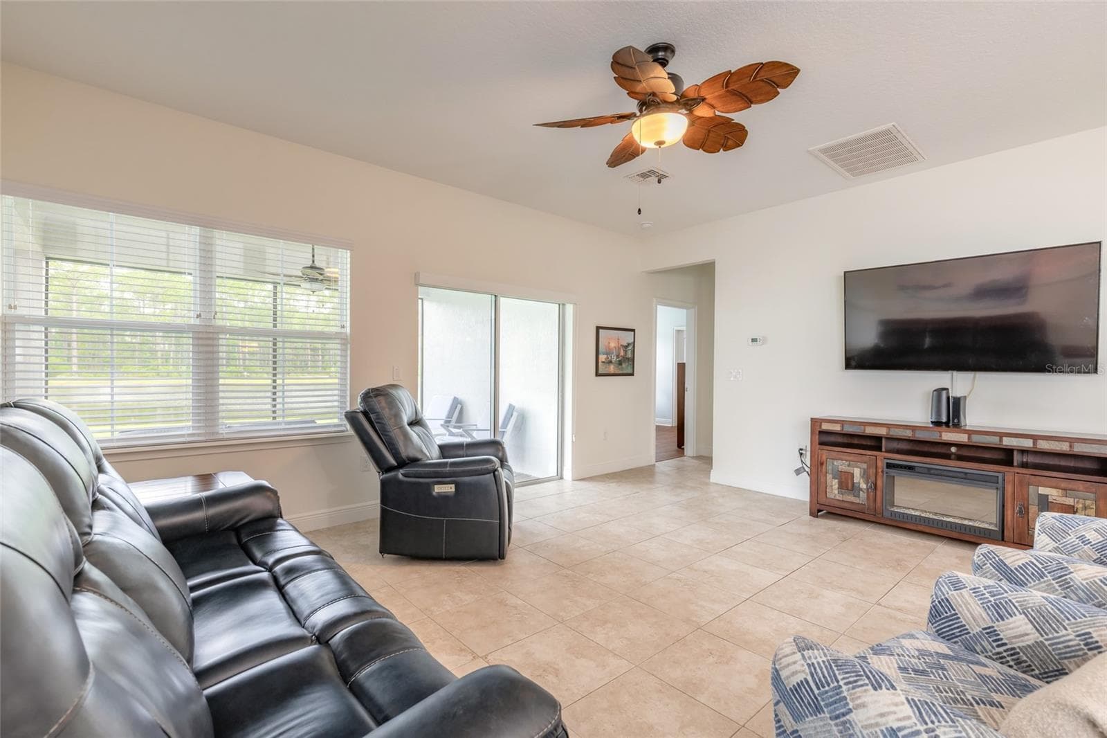 Single Family Residence at 5428 HUTCHINSON ST, PORT ORANGE, photo 3 of 37