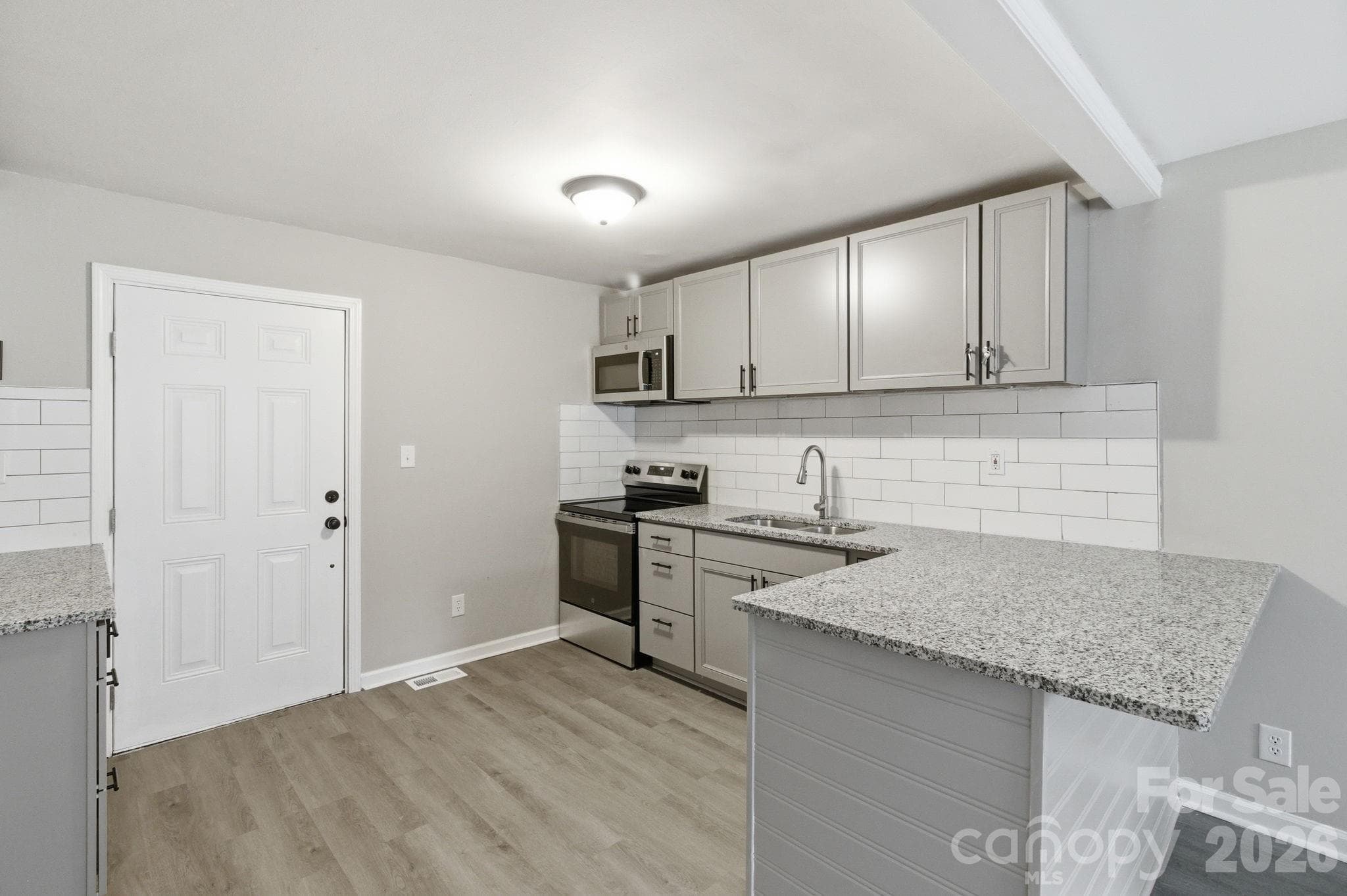 Second shot of your updated kitchen. - Charlotte