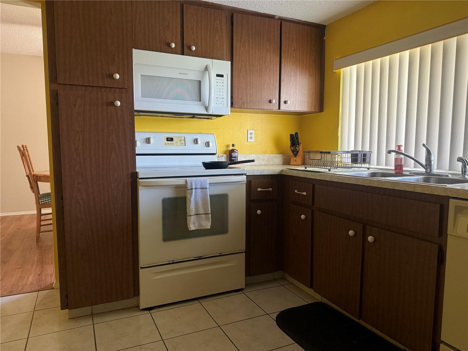 Single Family Residence at 4238 PINEFIELD AVE, HOLIDAY, photo 11 of 64