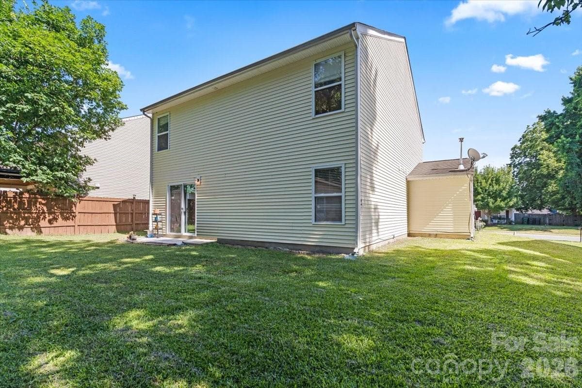 Single Family Residence at 3119 Decapolis Drive, Charlotte, photo 19 of 20
