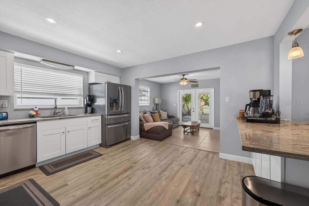Single Family Residence at 2159 GREENBRIAR BLVD, CLEARWATER, photo 14 of 50