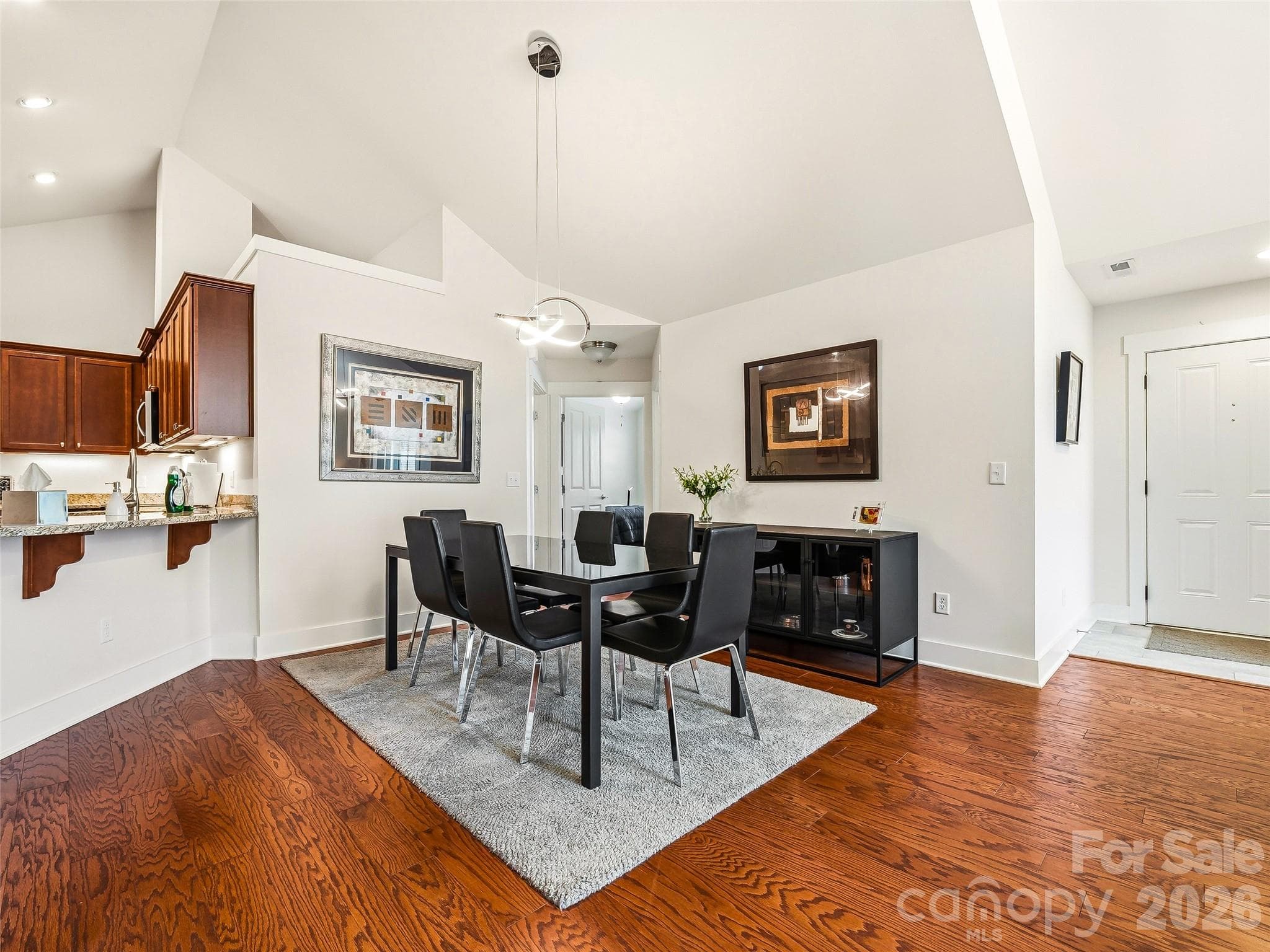 Dining Roomn - 39 Braeburn Way, Flat Rock