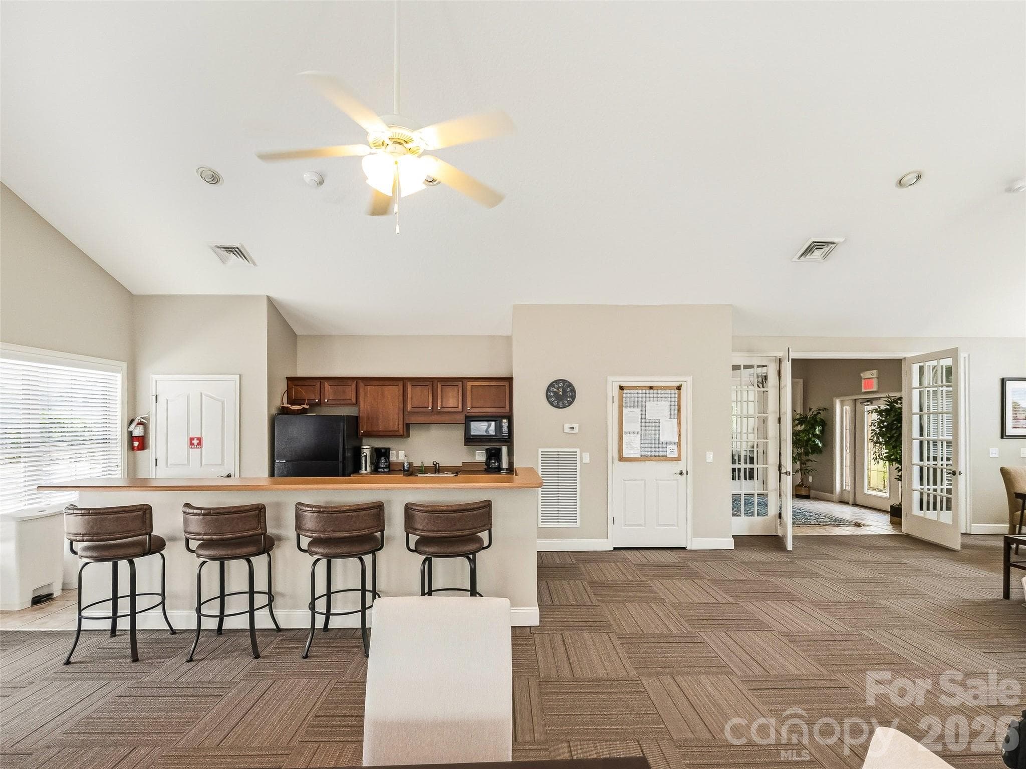Club House - 39 Braeburn Way, Flat Rock