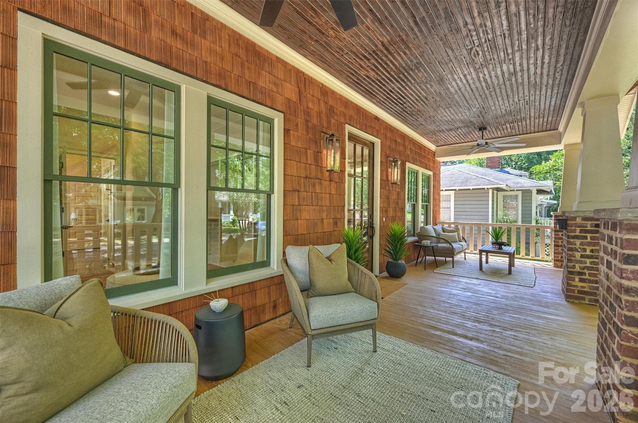 Single Family Residence at 509 E Tremont Avenue, Charlotte, photo 3 of 48