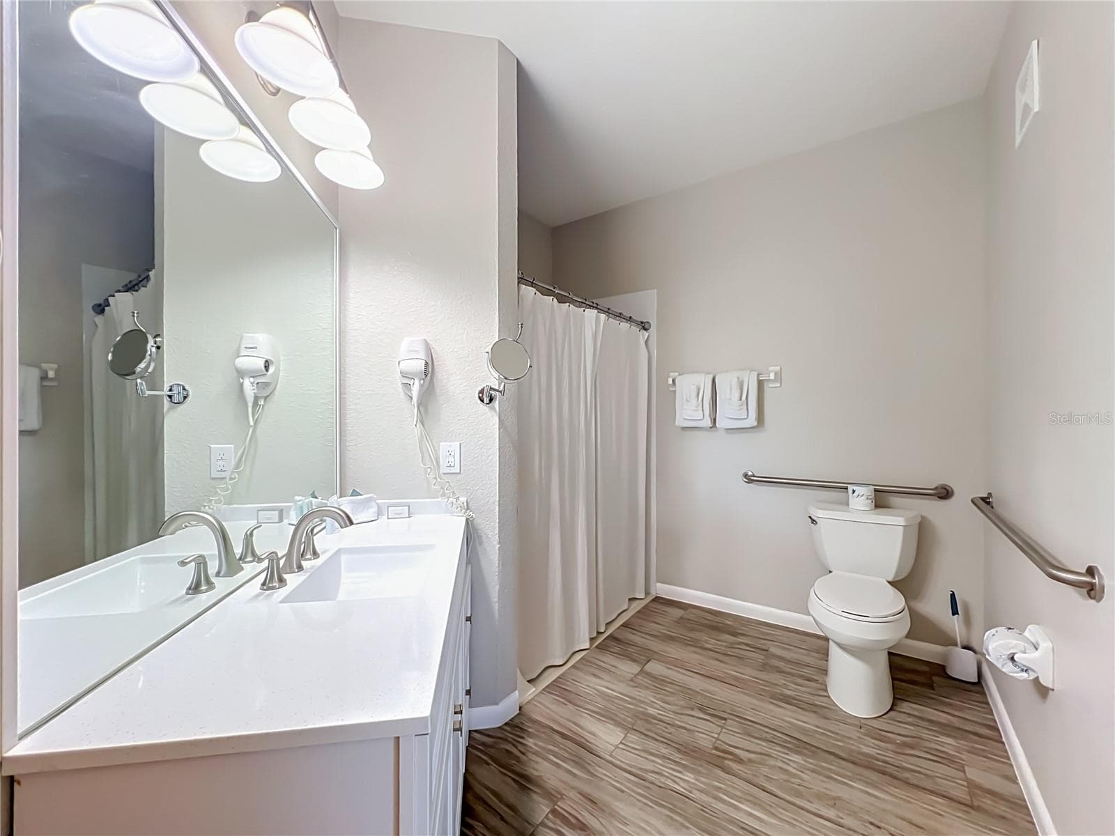 Condominium at 4814 CAYVIEW AVE #10213, ORLANDO, photo 7 of 55