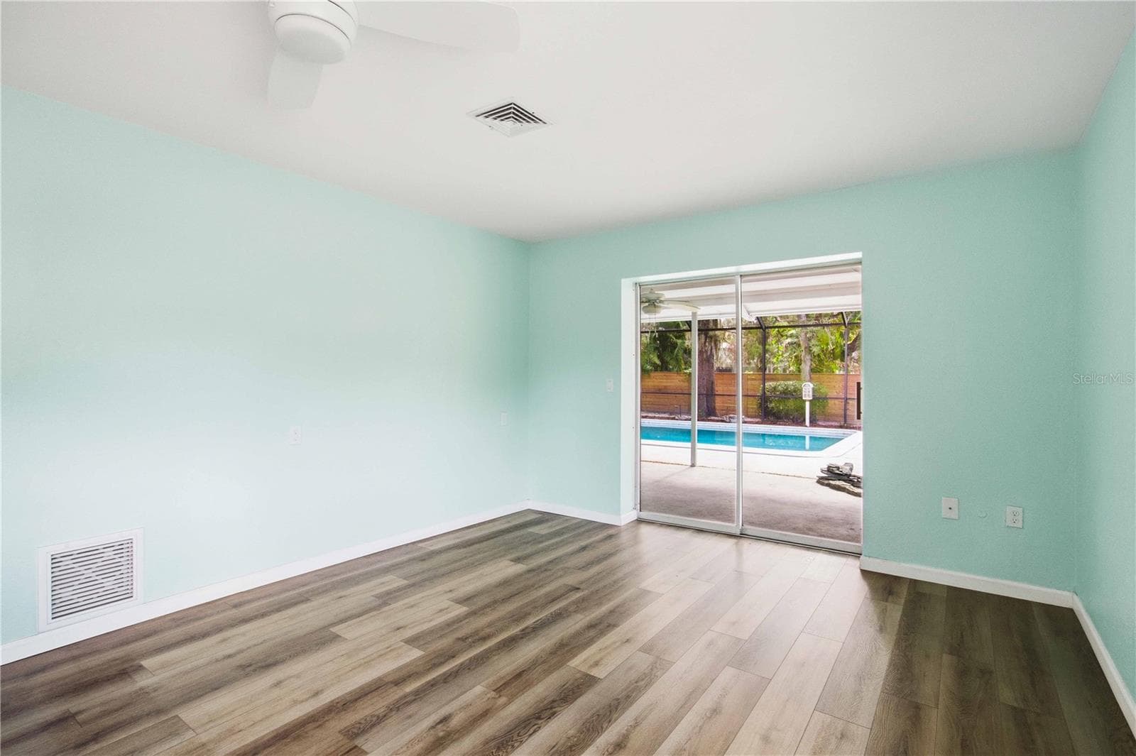 Single Family Residence at 3629 EGERTON CIR, SARASOTA, photo 17 of 52