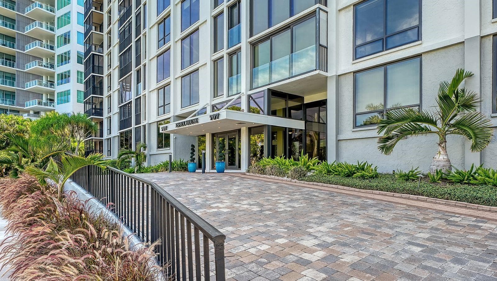 Condominium at 707 S GULFSTREAM AVE #705, SARASOTA, photo 44 of 73