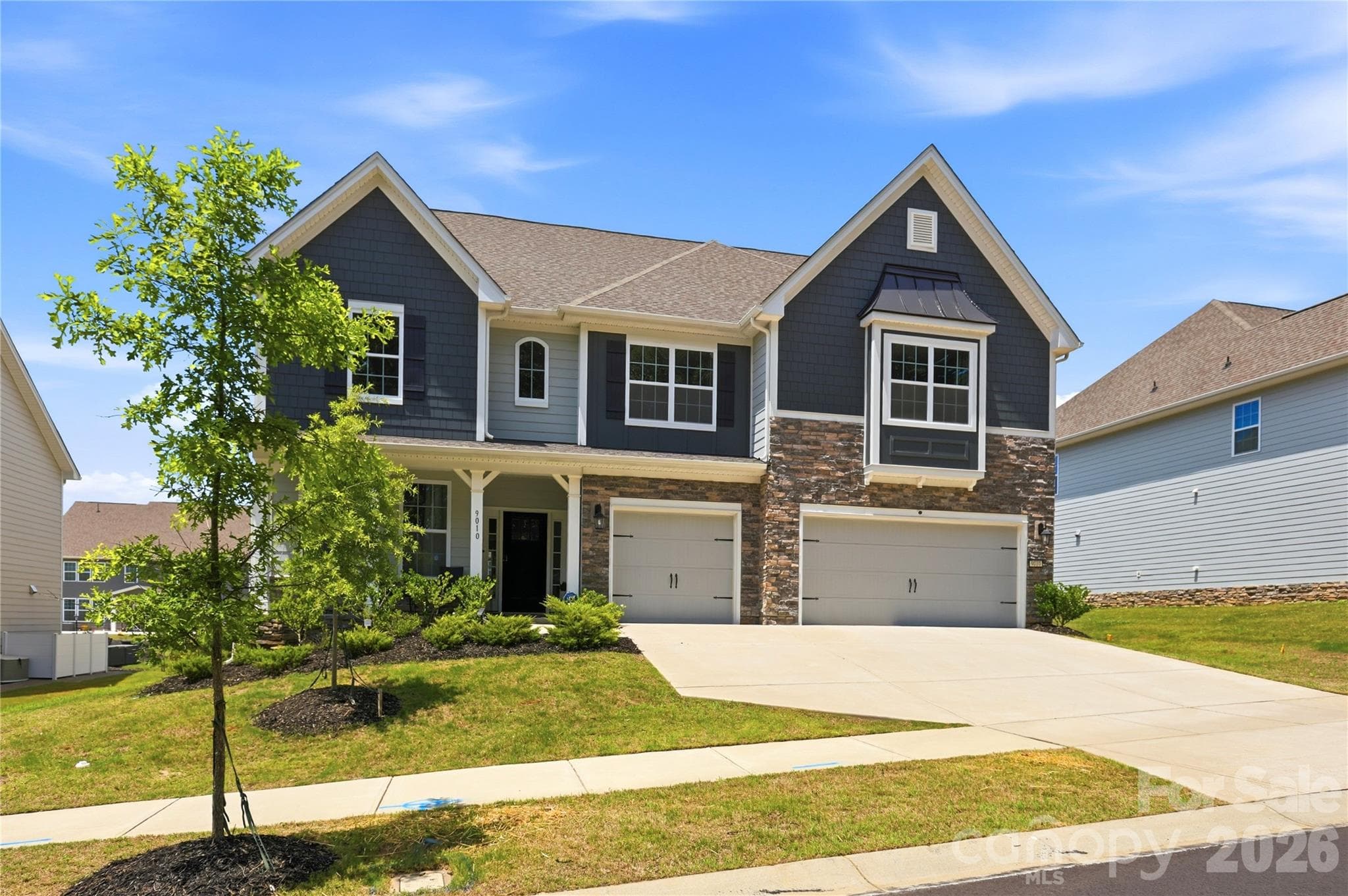 Single Family Residence at Huntersville, photo 2 of 48