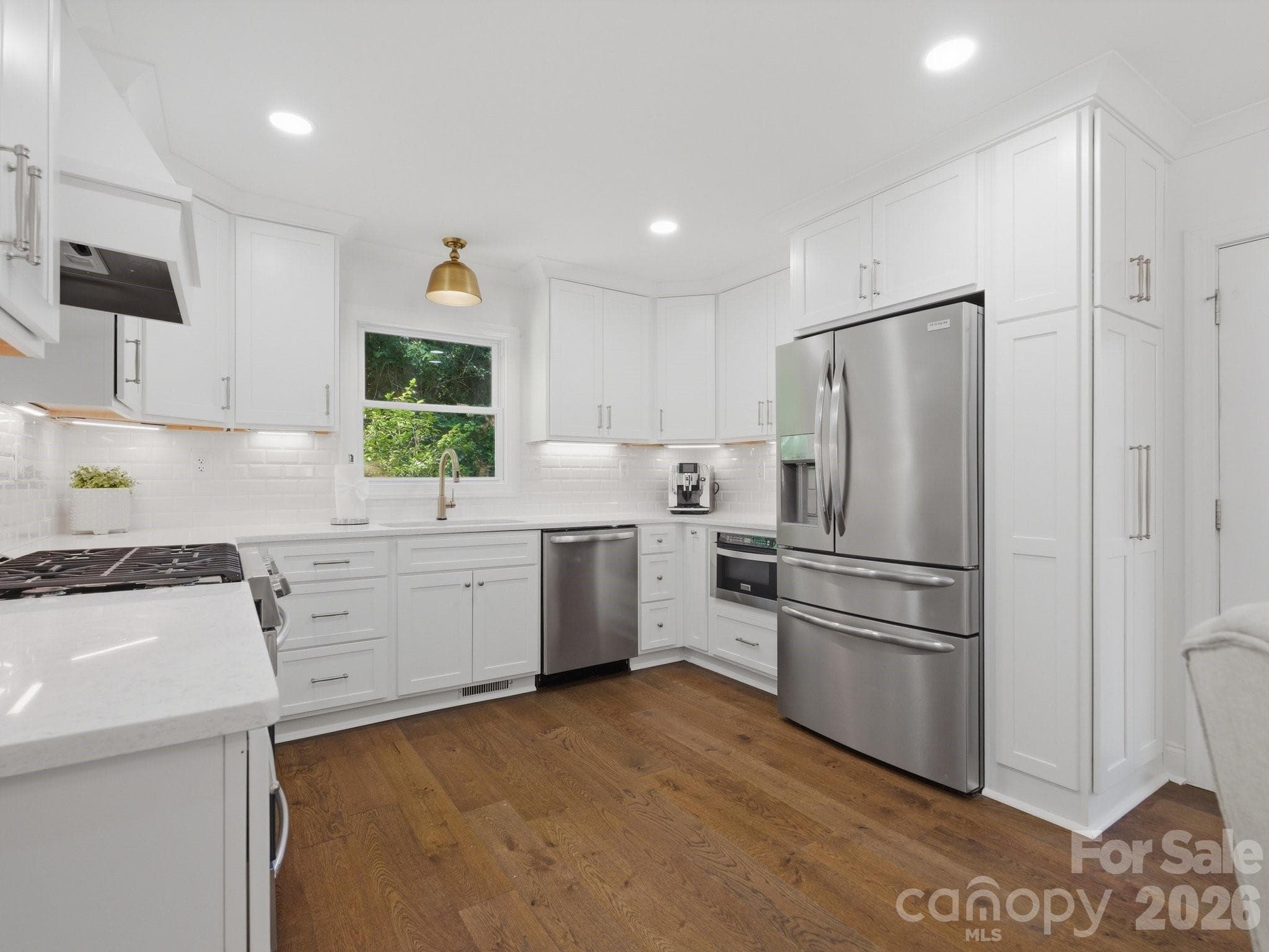 Single Family Residence at Charlotte, photo 6 of 46