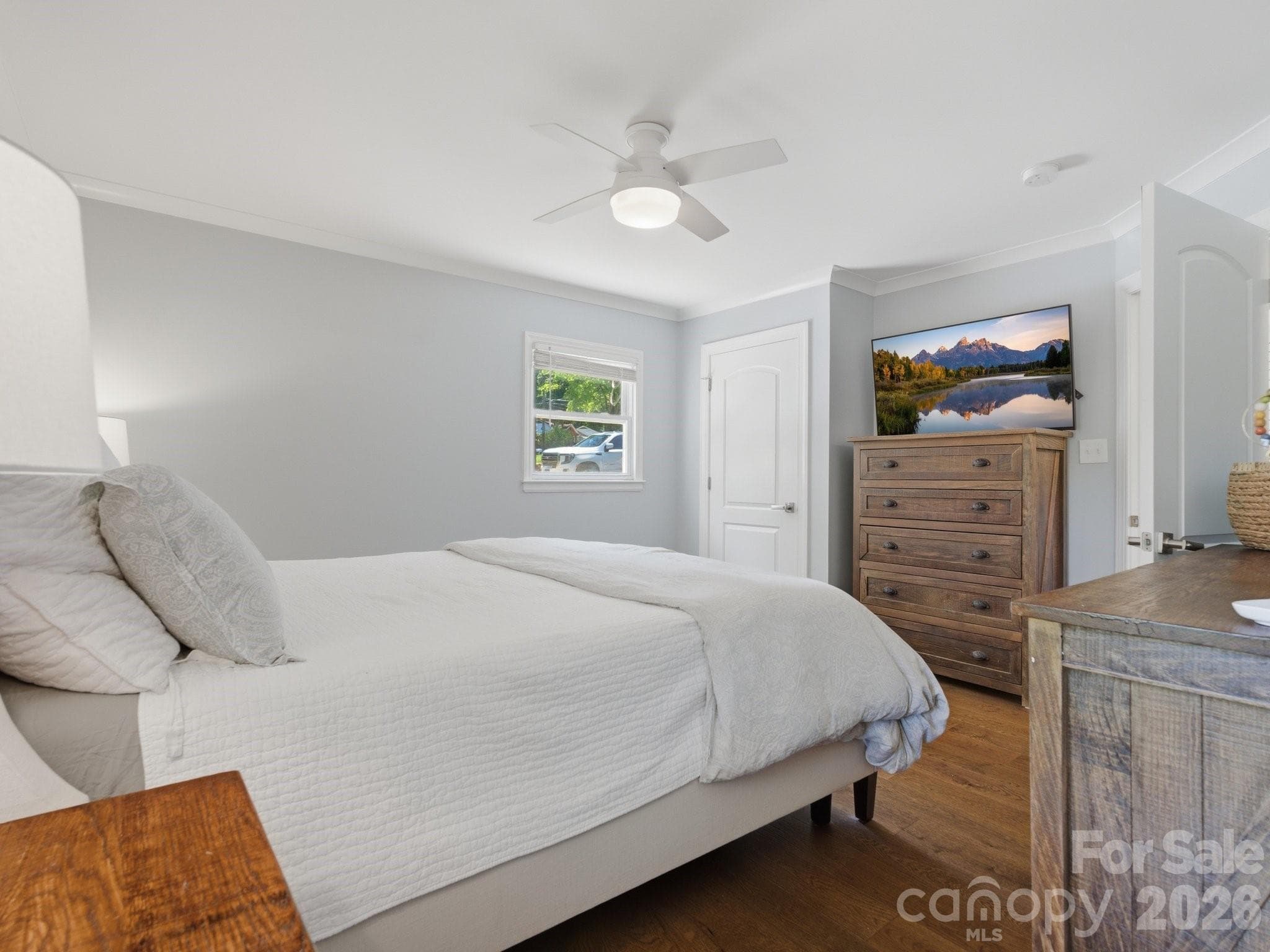 Primary Bedroom - Charlotte