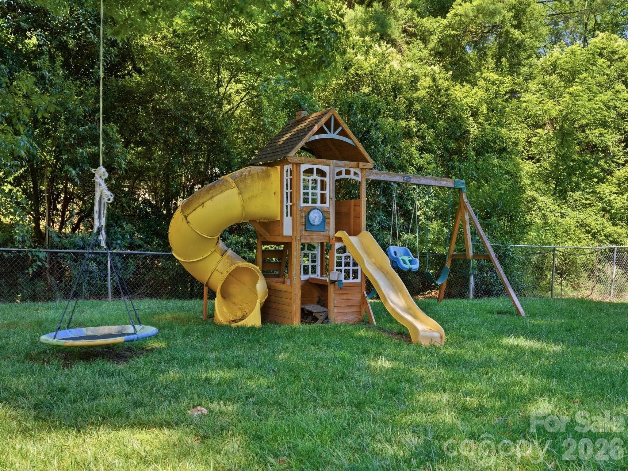 Single Family Residence at Charlotte, photo 38 of 46