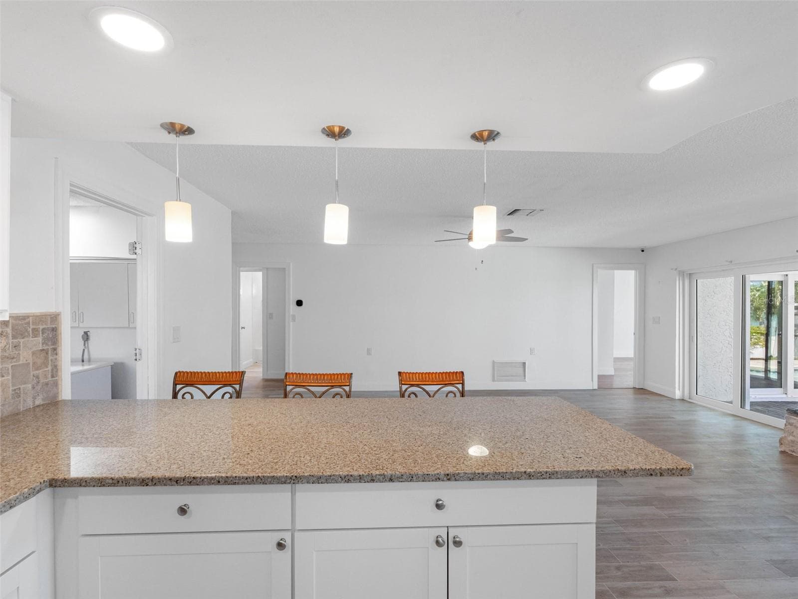 Single Family Residence at 562 JOHNS PASS AVE, MADEIRA BEACH, photo 66 of 89