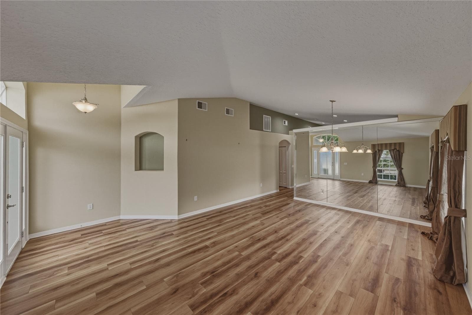 Single Family Residence at 5064 GEVALIA DR, BROOKSVILLE, photo 9 of 52