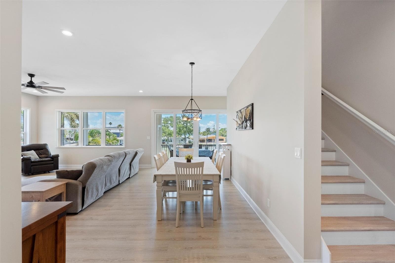 Single Family Residence at 16025 REDINGTON DR, REDINGTON BEACH, photo 6 of 68
