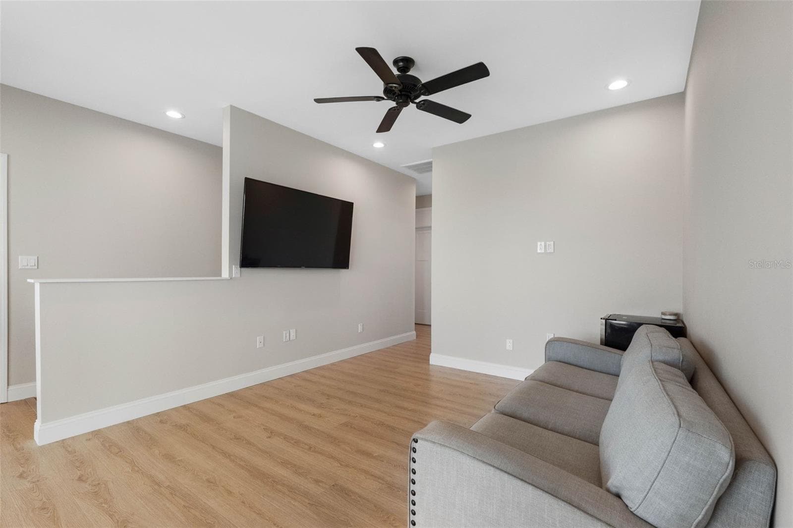 Single Family Residence at 16025 REDINGTON DR, REDINGTON BEACH, photo 31 of 68