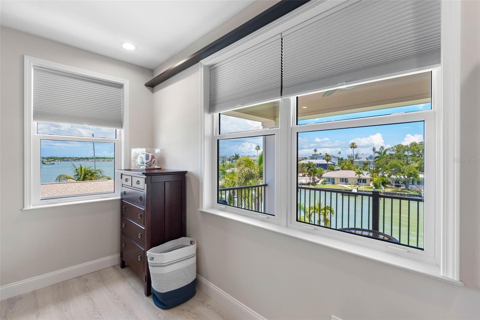 Single Family Residence at 16025 REDINGTON DR, REDINGTON BEACH, photo 40 of 68
