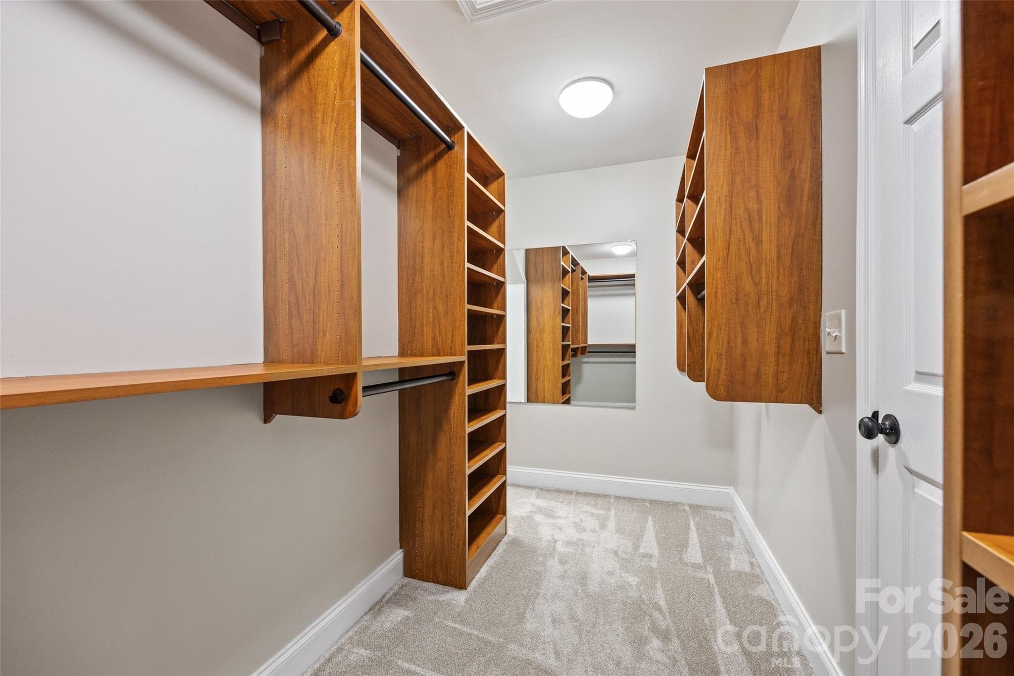 Walk-in closet - 117 Turkey Hunt Court, Marvin