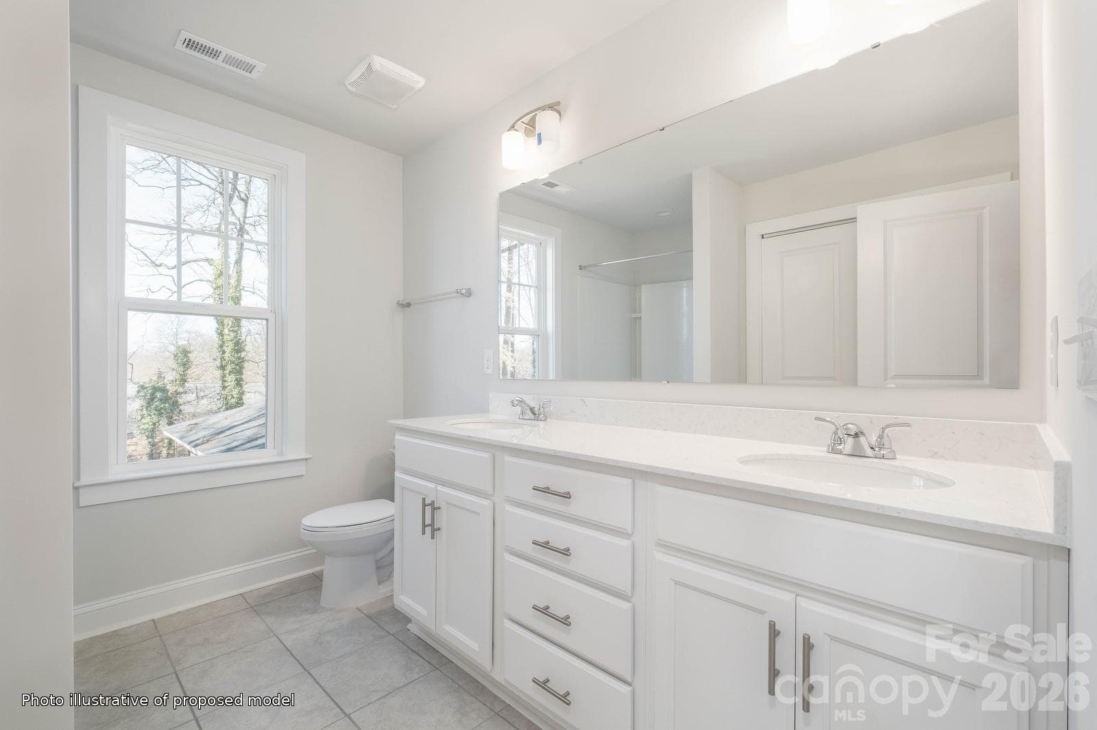 Duplex at Charlotte, photo 10 of 11