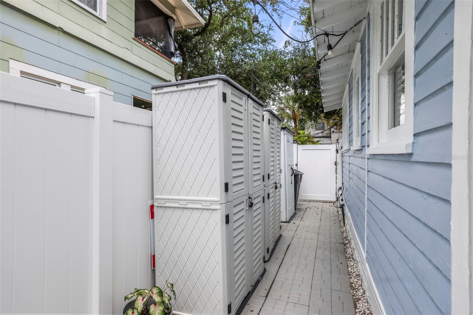 Single Family Residence at 634 6TH ST N, ST PETERSBURG, photo 49 of 56