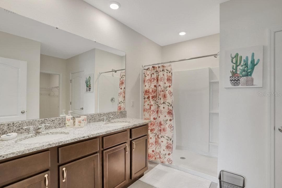 Primary bathroom - 937 CATTLEMAN ST, WINTER HAVEN