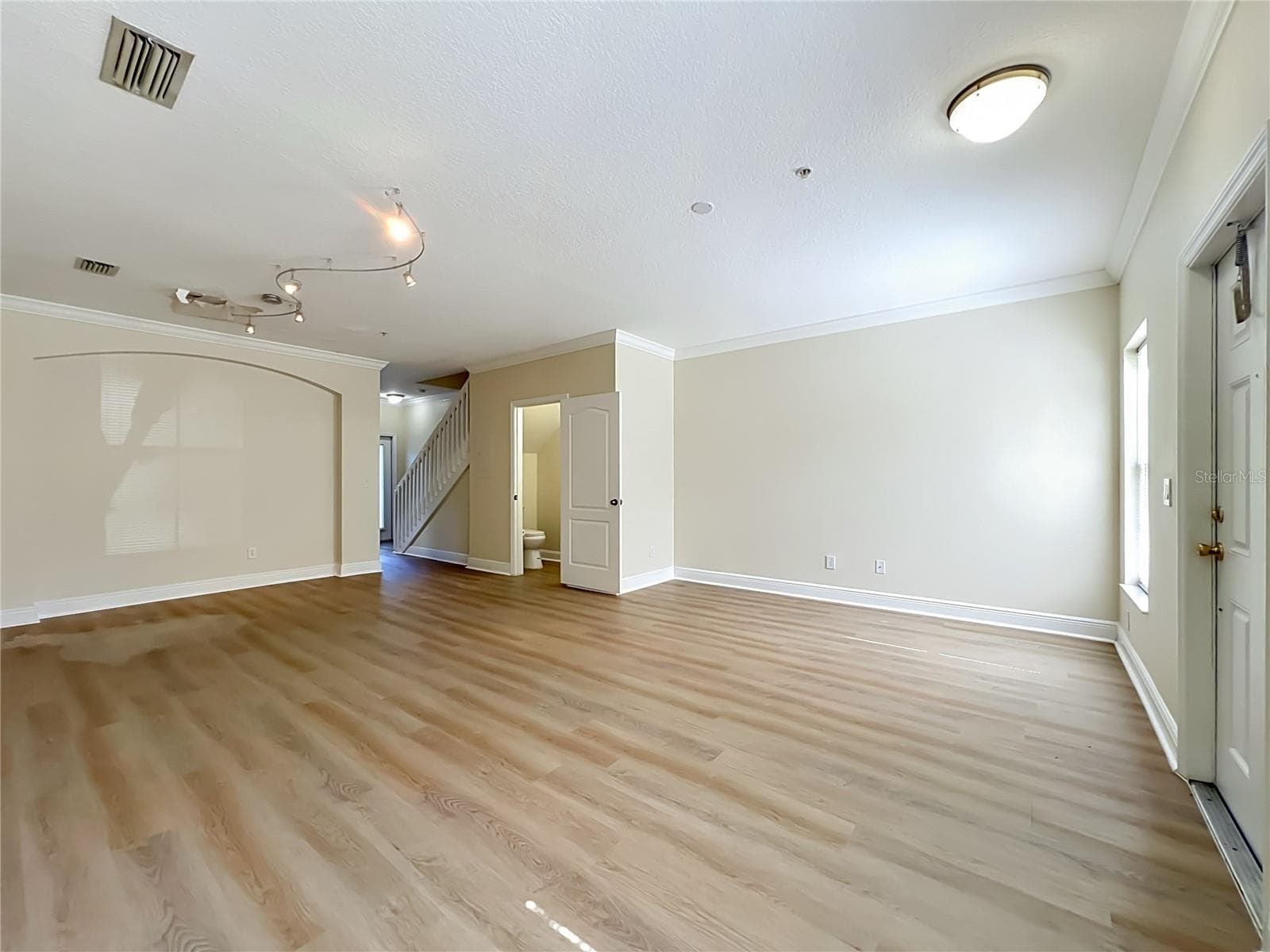 Townhouse at 13232 DANIELS LANDING CIR, WINTER GARDEN, photo 3 of 26