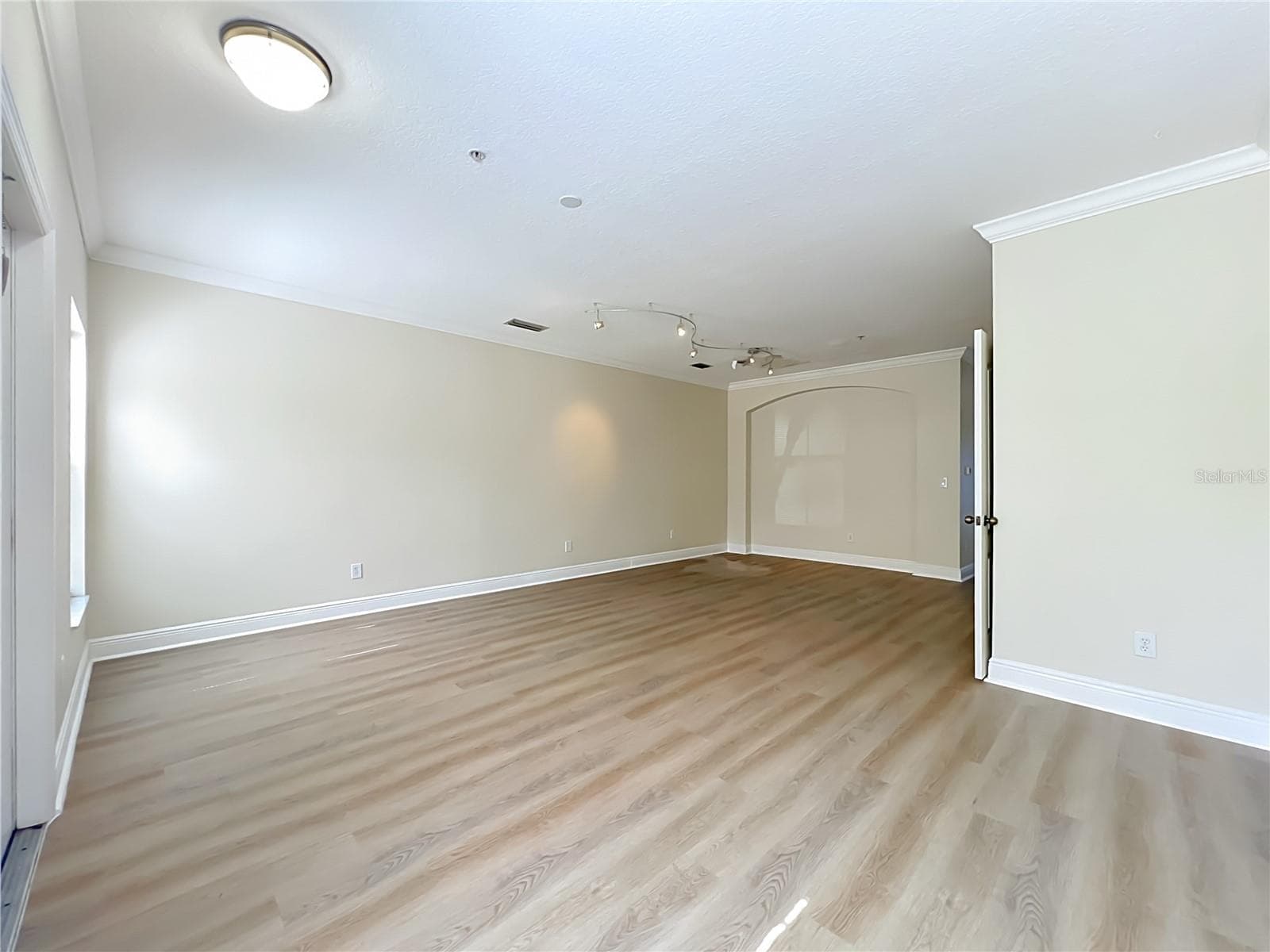 Townhouse at 13232 DANIELS LANDING CIR, WINTER GARDEN, photo 4 of 26