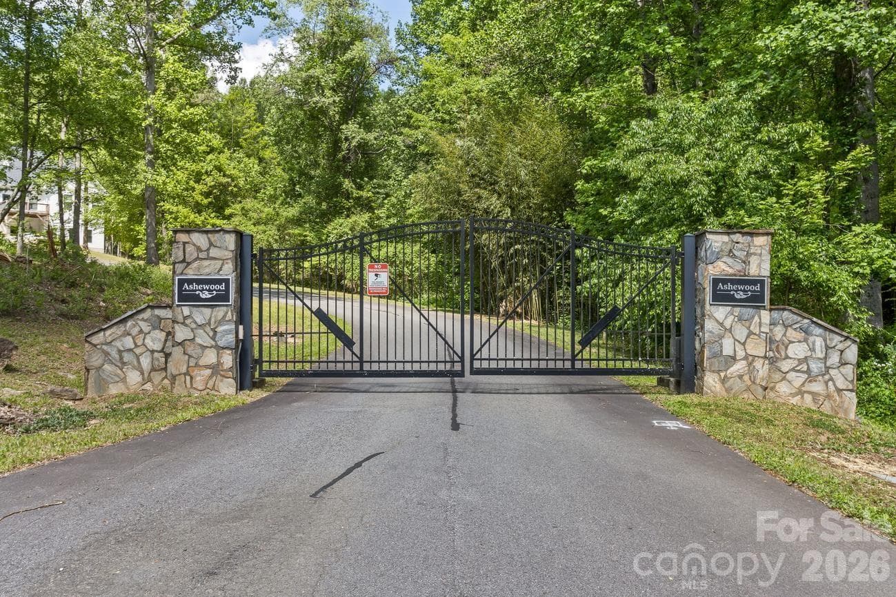 Single Family Residence at 61 Bamboo Trail, Candler, photo 2 of 41