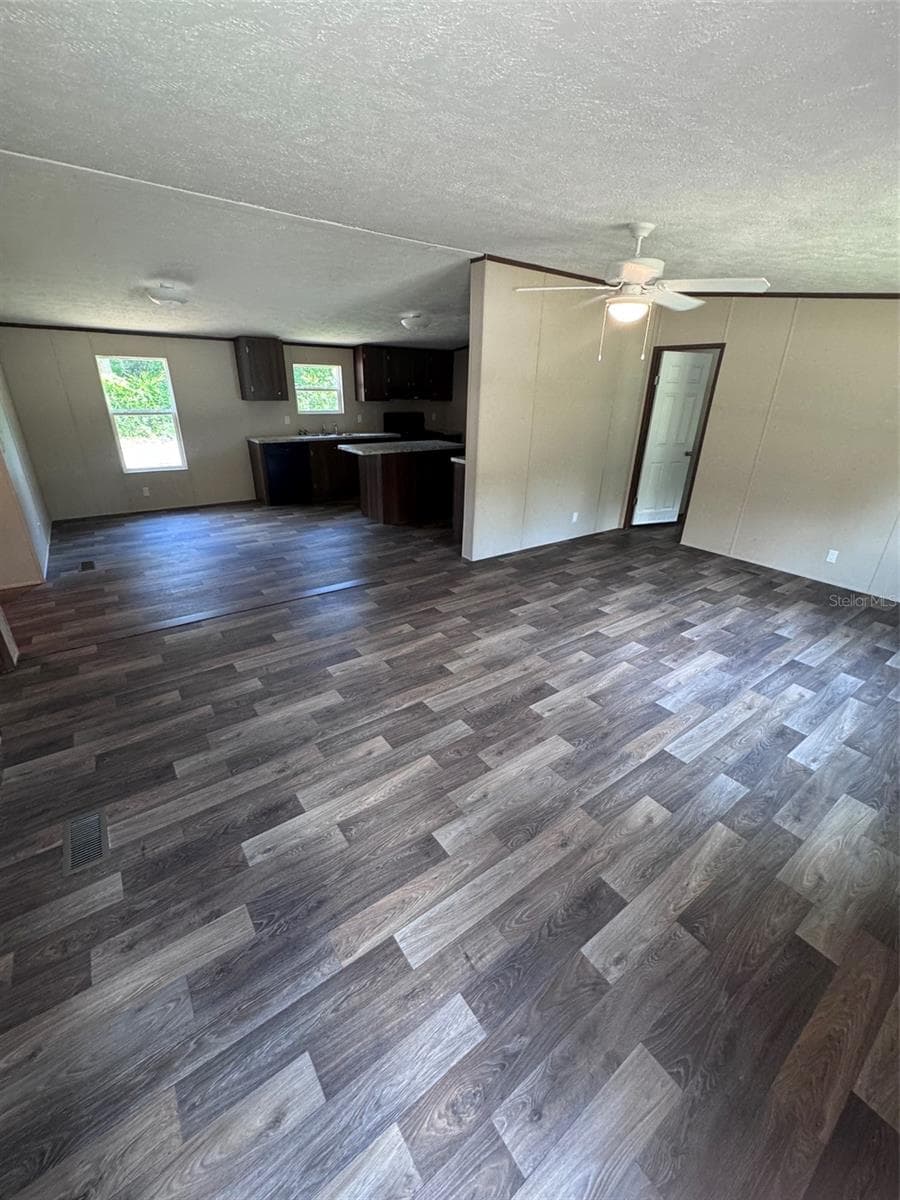 Manufactured Home at 11801 NW 20TH ST, OCALA, photo 11 of 13
