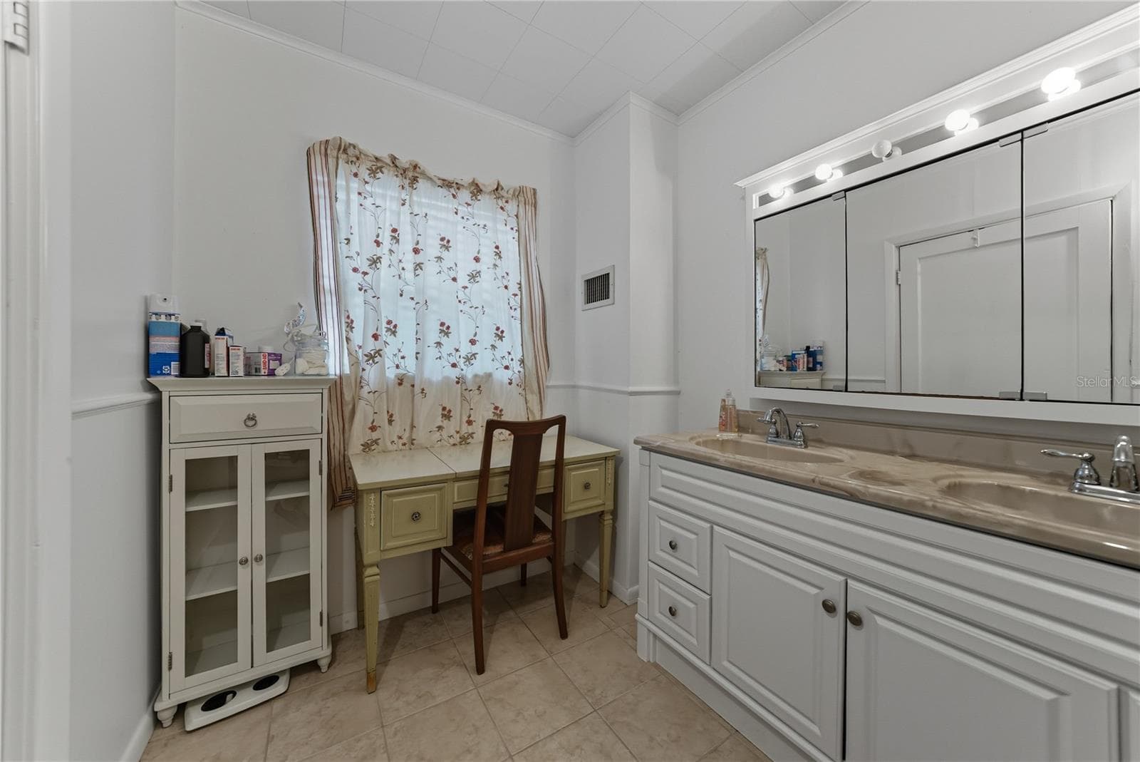 Single Family Residence at 307 GLENDALE ST, LAKELAND, photo 16 of 28