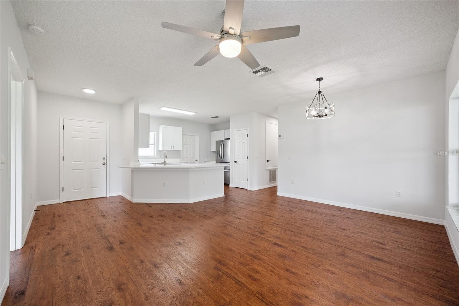 Single Family Residence at 20 COVENTRY CT, KISSIMMEE, photo 13 of 31