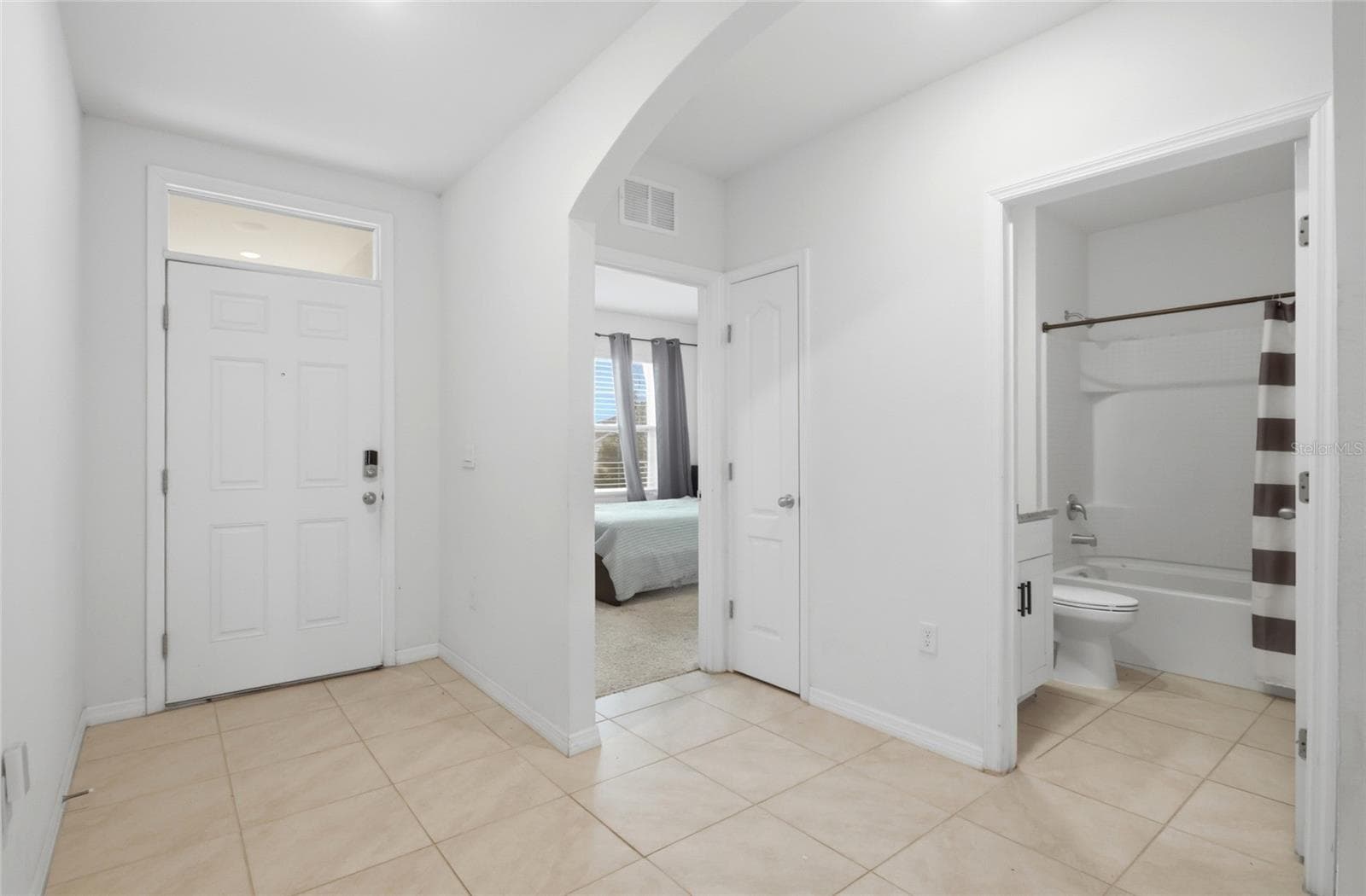 Single Family Residence at 3577 YARIAN DR, HAINES CITY, photo 6 of 34
