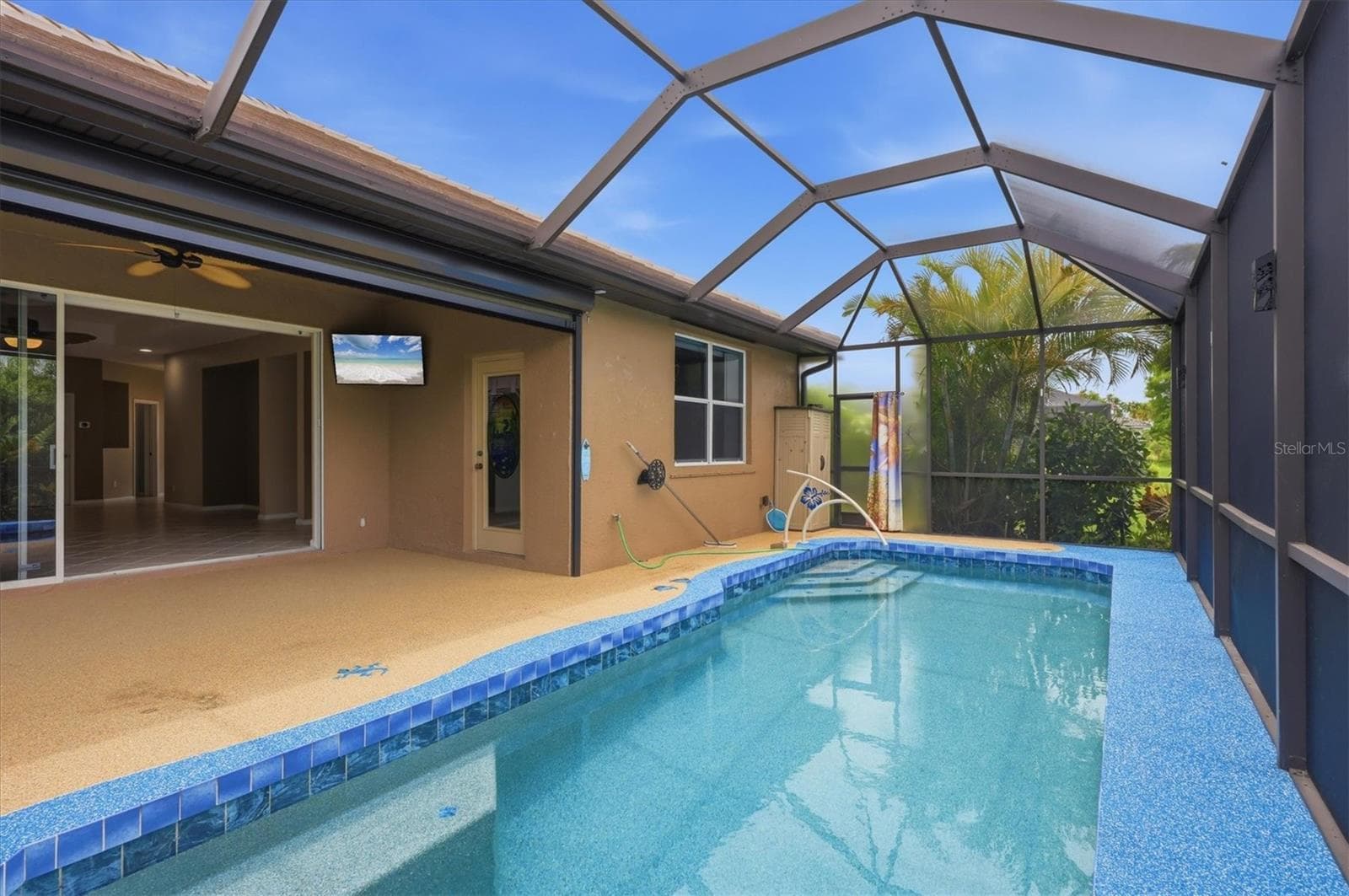 Pool is longer than the standard pool - 3275 OSPREY LN, PORT CHARLOTTE