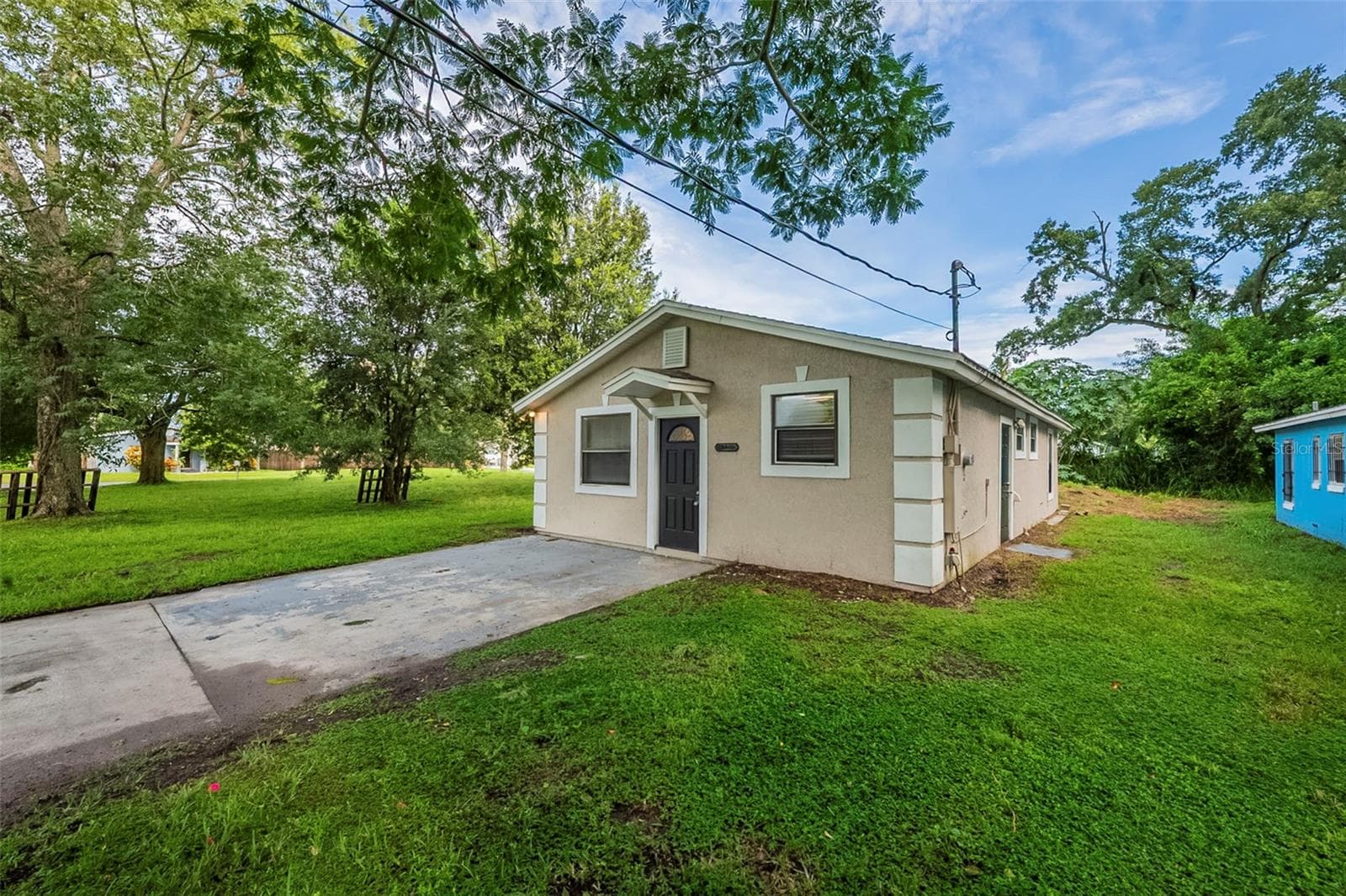 Single Family Residence at 523 CARVER BLVD, ORLANDO, photo 2 of 35