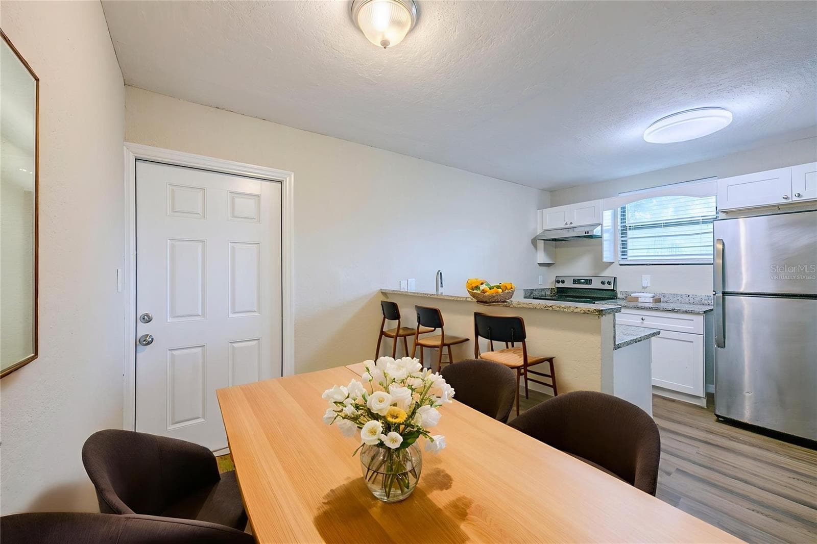 Virtually Staged - 523 CARVER BLVD, ORLANDO