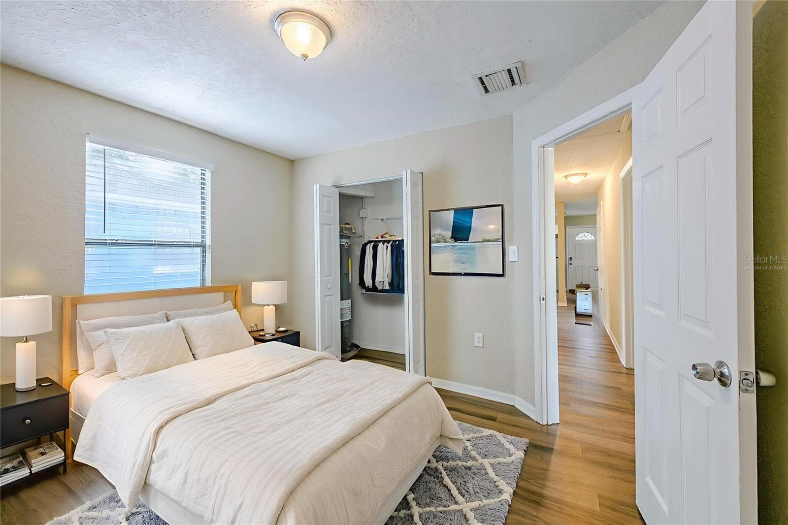 Virtually Staged - 523 CARVER BLVD, ORLANDO