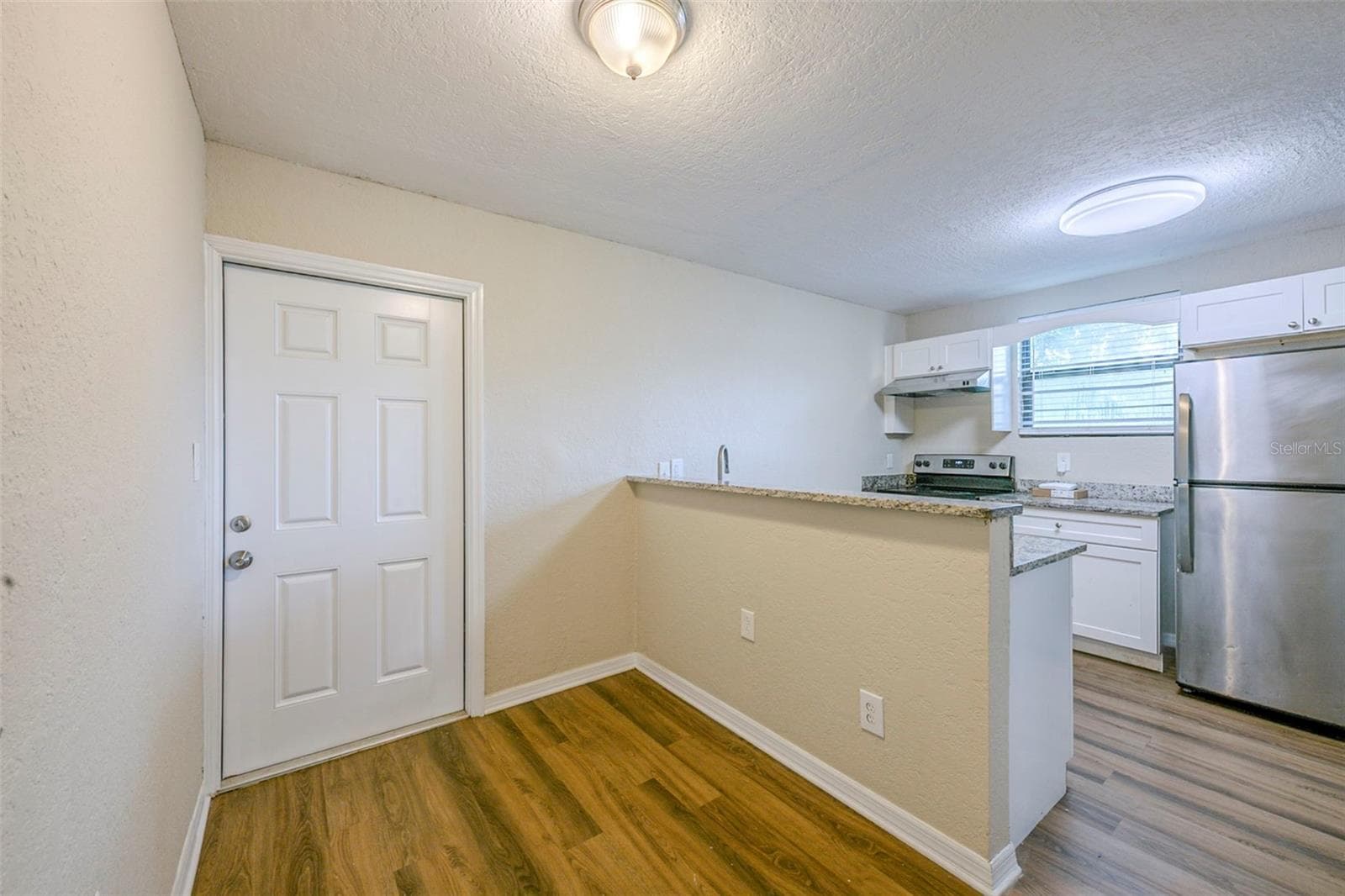Single Family Residence at 523 CARVER BLVD, ORLANDO, photo 13 of 35