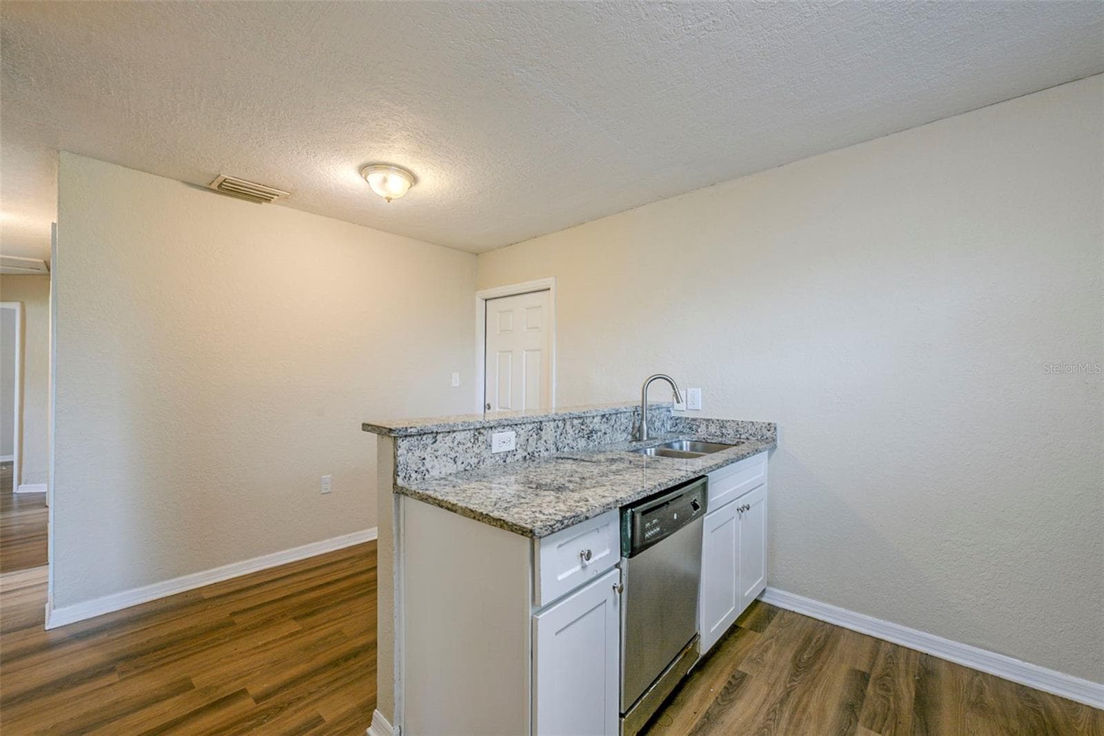 Single Family Residence at 523 CARVER BLVD, ORLANDO, photo 16 of 35